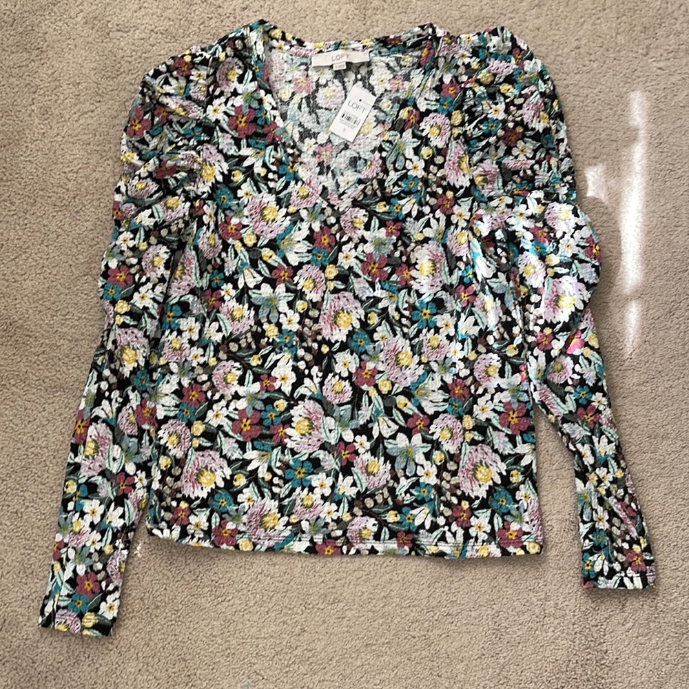 NWT Loft floral blouse. Size small